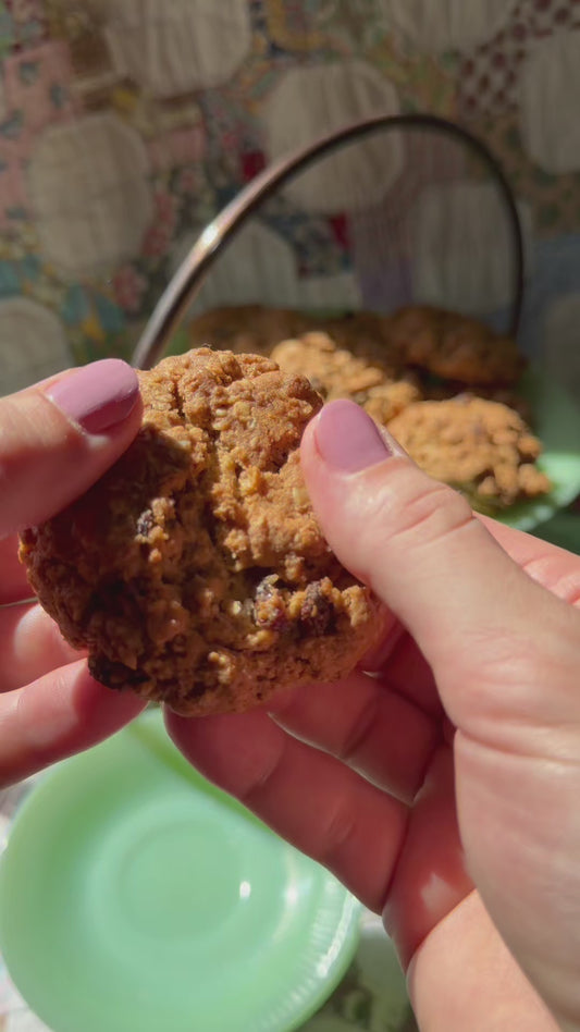 Oatmeal Raisin Dozen